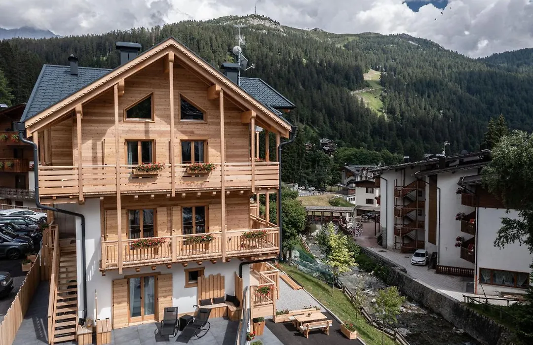 Alpine Days Mountain Home-1